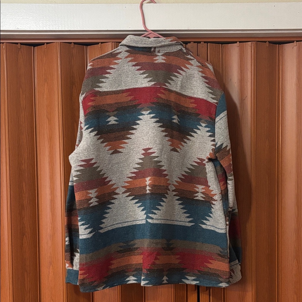 Southwestern Pattern Button-Up Shacket in Heather… - image 3